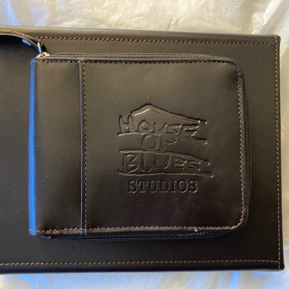 Brand New, Never Original Leather House O Blues Cigar case with matching wallet